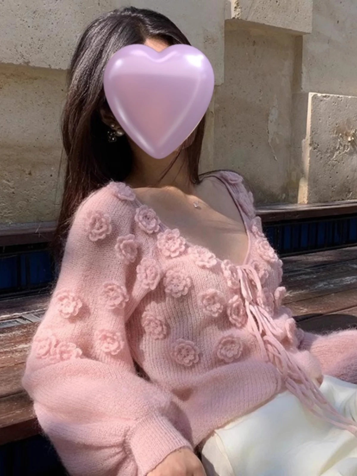 Handmade Crochet Flower Sweater Women's Spring Autumn New Style Elegant V-neck Knitted Top Loose Fit Long Sleeve Short Length
Handmade Crochet Flower Sweater Women's Spring Autumn New Style Elegant V-neck Knitted Top Loose Fit Long Sleeve Short Length
