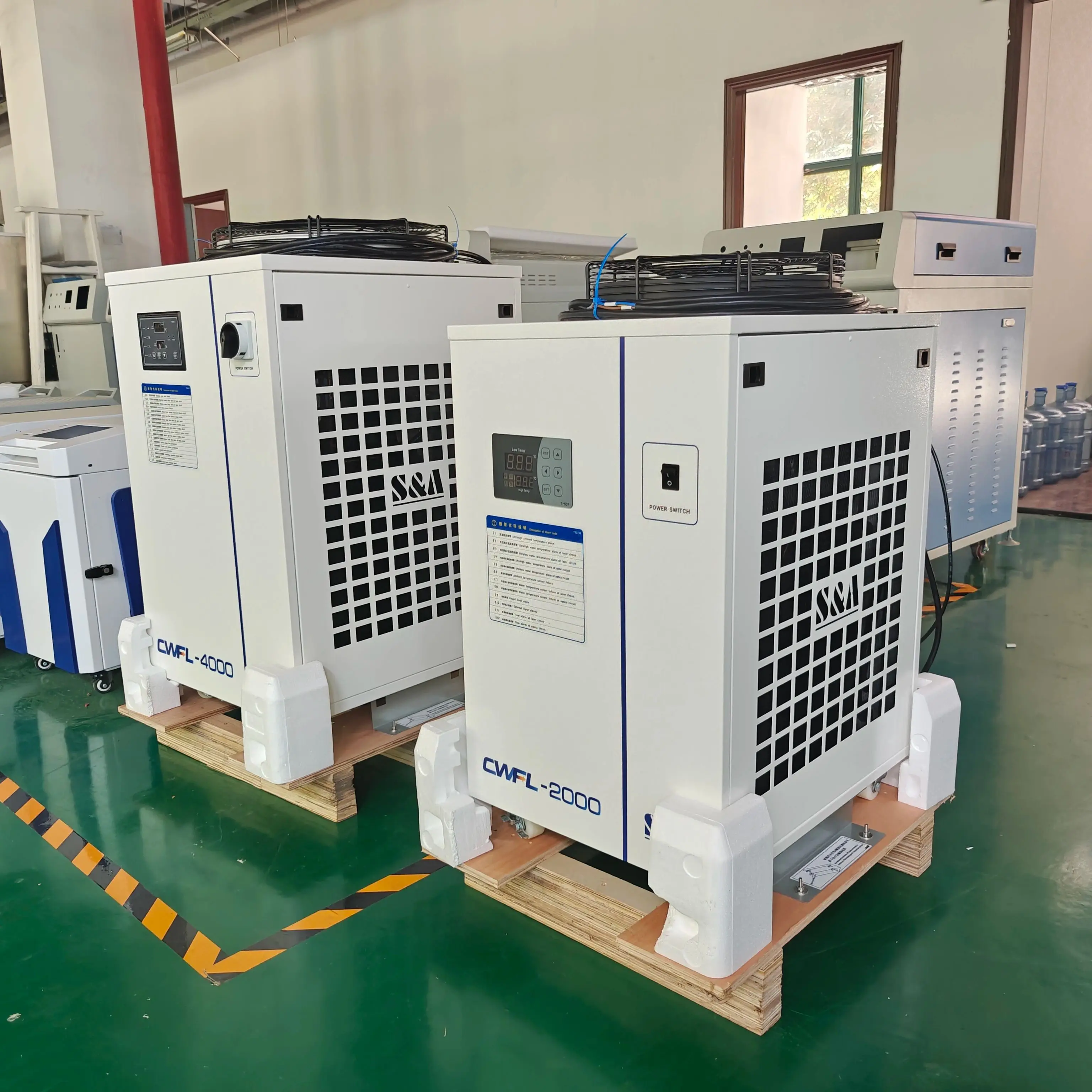S&A CWFL-3000 Industrial Water Chiller water cooler for 3000w Laser Welding Cutting Machine Water Cooling Machine
S&A CWFL-3000 Industrial Water Chiller water cooler for 3000w Laser Welding Cutting Machine Water Cooling Machine