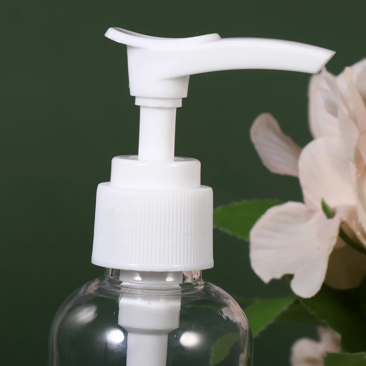 10Pcs Liquid Bottle Pump Dispenser Small Transparent Durable Leakproof Travel Container for Shampoo Lotion Cream Cosmetics
10Pcs Liquid Bottle Pump Dispenser Small Transparent Durable Leakproof Travel Container for Shampoo Lotion Cream Cosmetics