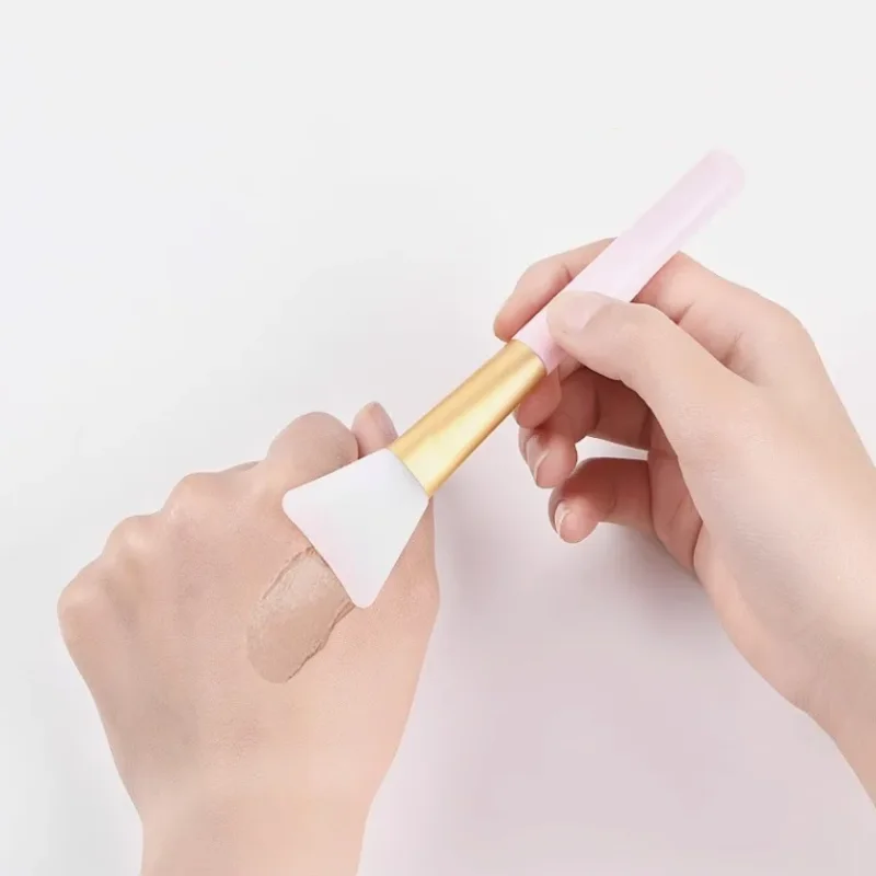Силиконовая кисть для масок, инструмент для ухода за кожей лица, мягкий профессиональный аппликатор для DIY-масок, инструмент для макияжа и красоты лица.
Силиконовая кисть для масок, инструмент для ухода за кожей лица, мягкий профессиональный аппликатор для DIY-масок, инструмент для макияжа и красоты лица.