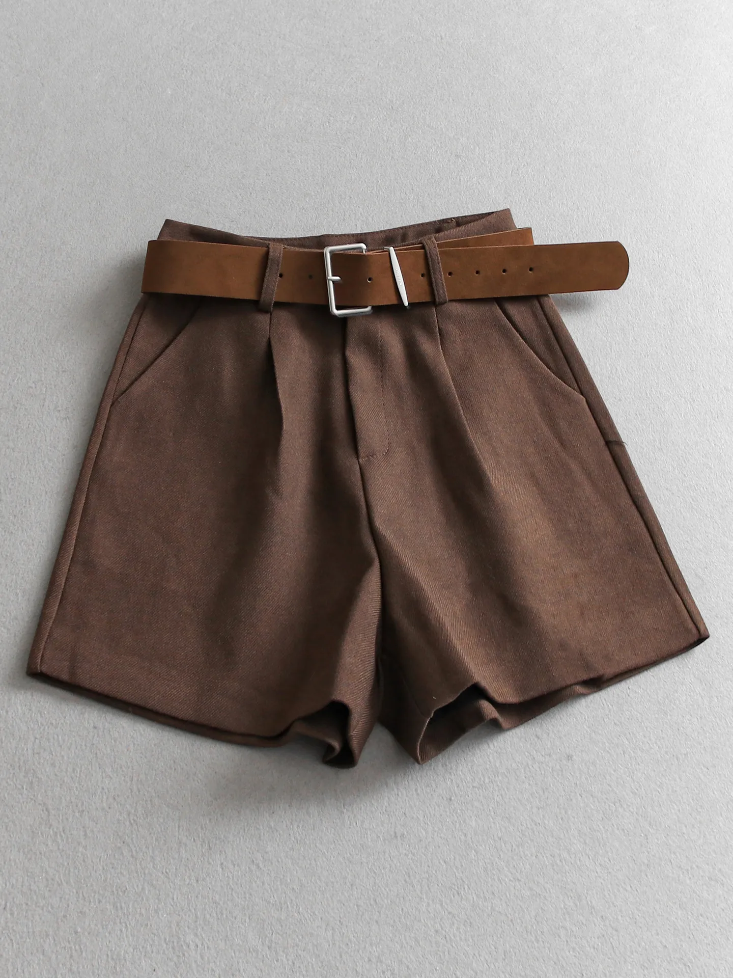 High Waist Straight Leg Pants Women's Casual Shorts Commute Fashion Loose Fit Outerwear Bootcut Trousers with Belt Q066
High Waist Straight Leg Pants Women's Casual Shorts Commute Fashion Loose Fit Outerwear Bootcut Trousers with Belt Q066