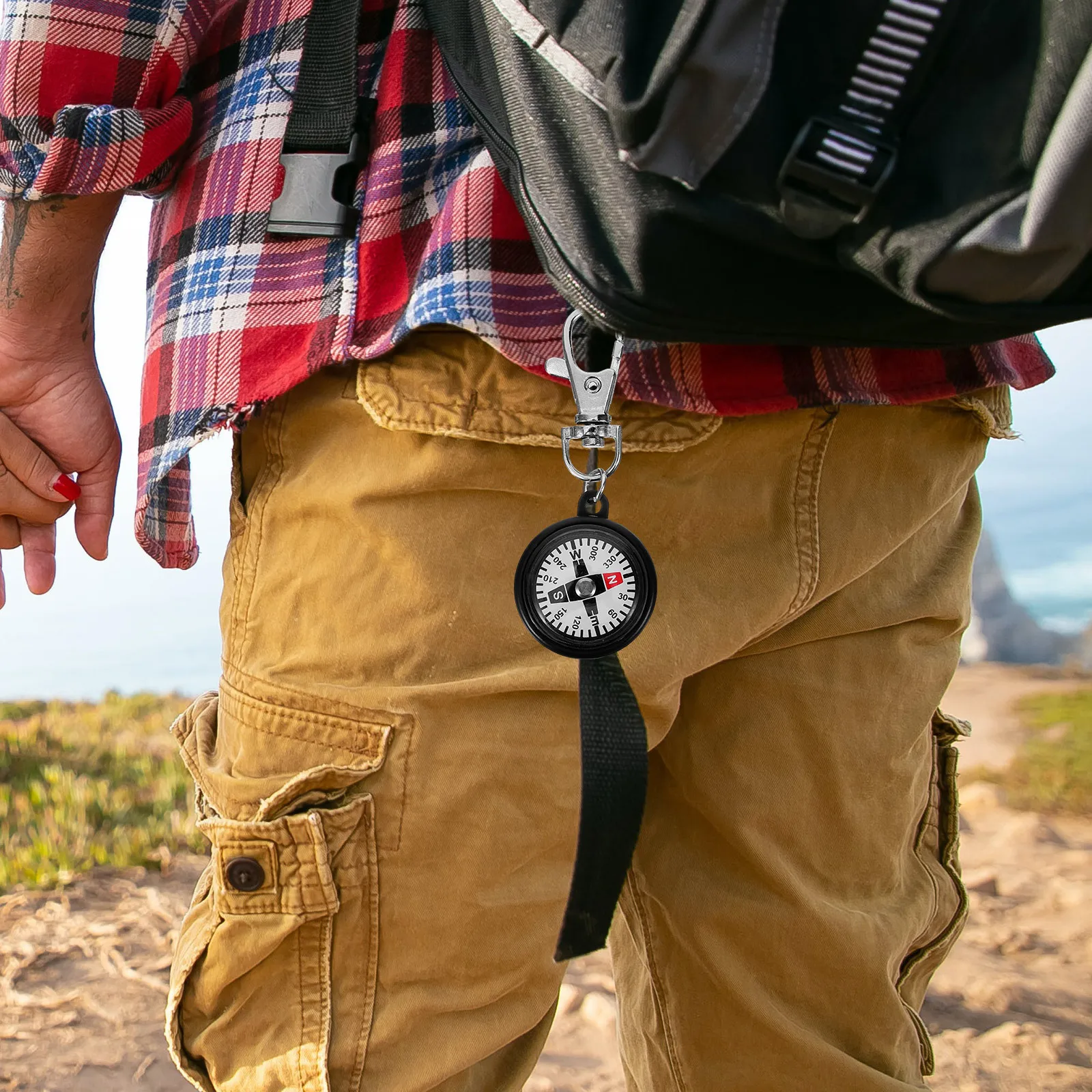 2Pcs Compass Keychain Outdoor Hiking Portable Small Alloy Compact Survival Compass Gift Camping Supply Outdoor Accessory
2Pcs Compass Keychain Outdoor Hiking Portable Small Alloy Compact Survival Compass Gift Camping Supply Outdoor Accessory