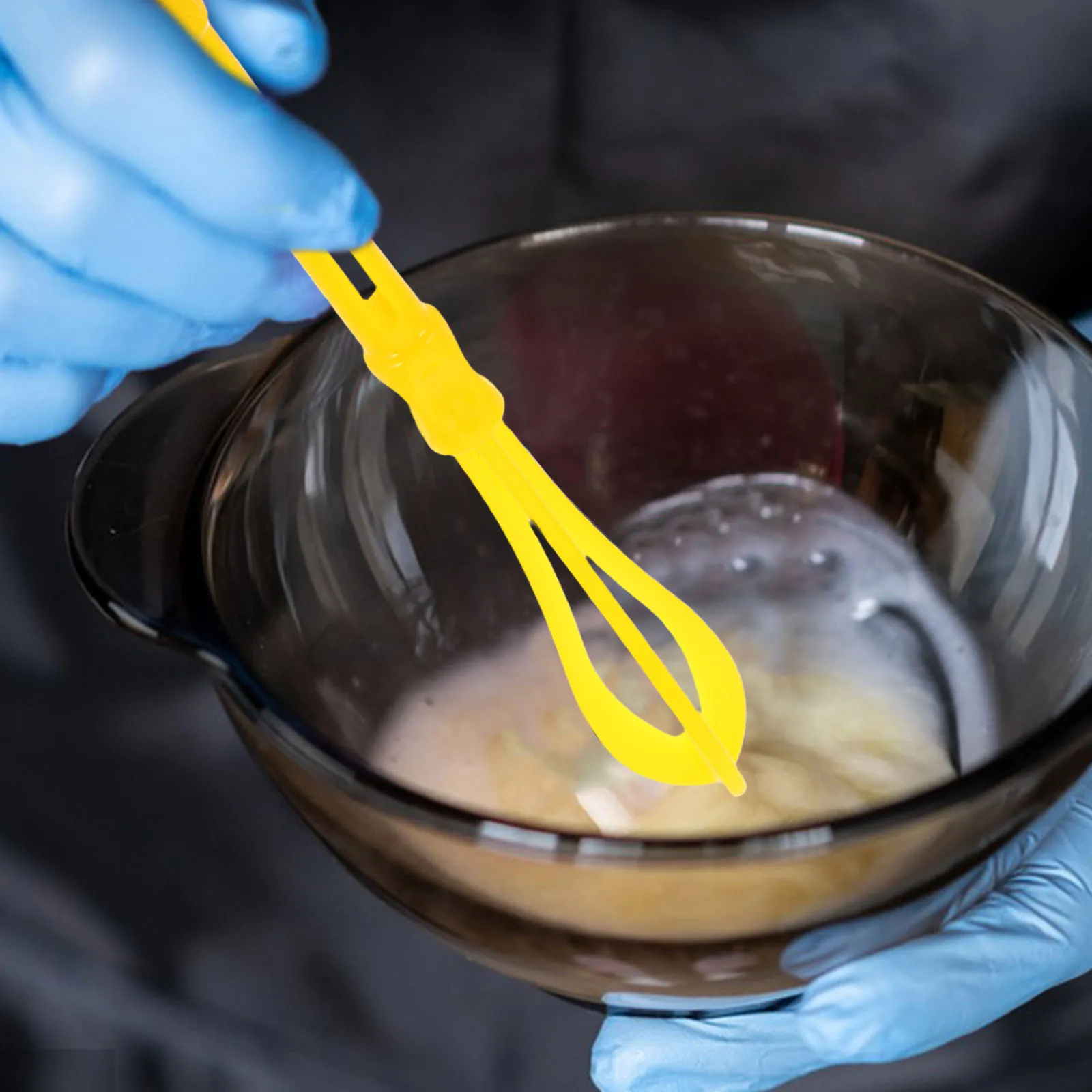 5Pcs Hair Dye Mixer Semi Automatic Design for Smooth Consistent Mixtures Suitable for Various Dyeing Scenarios
5Pcs Hair Dye Mixer Semi Automatic Design for Smooth Consistent Mixtures Suitable for Various Dyeing Scenarios