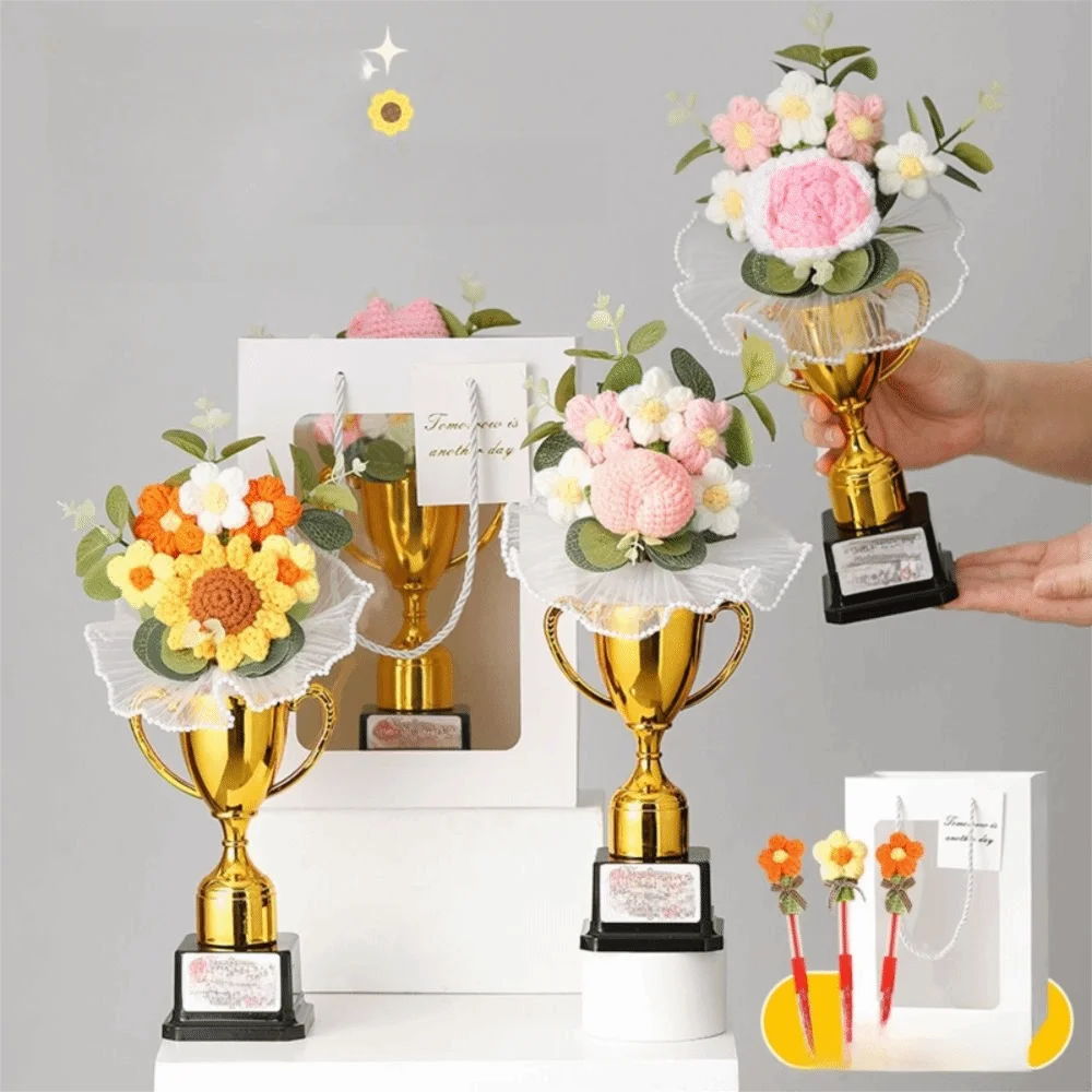 Delicate Flower Adornment Graduation Season Ornament Refined Workmanship Elegant Appearance Teacher Appreciation Keepsake
Delicate Flower Adornment Graduation Season Ornament Refined Workmanship Elegant Appearance Teacher Appreciation Keepsake