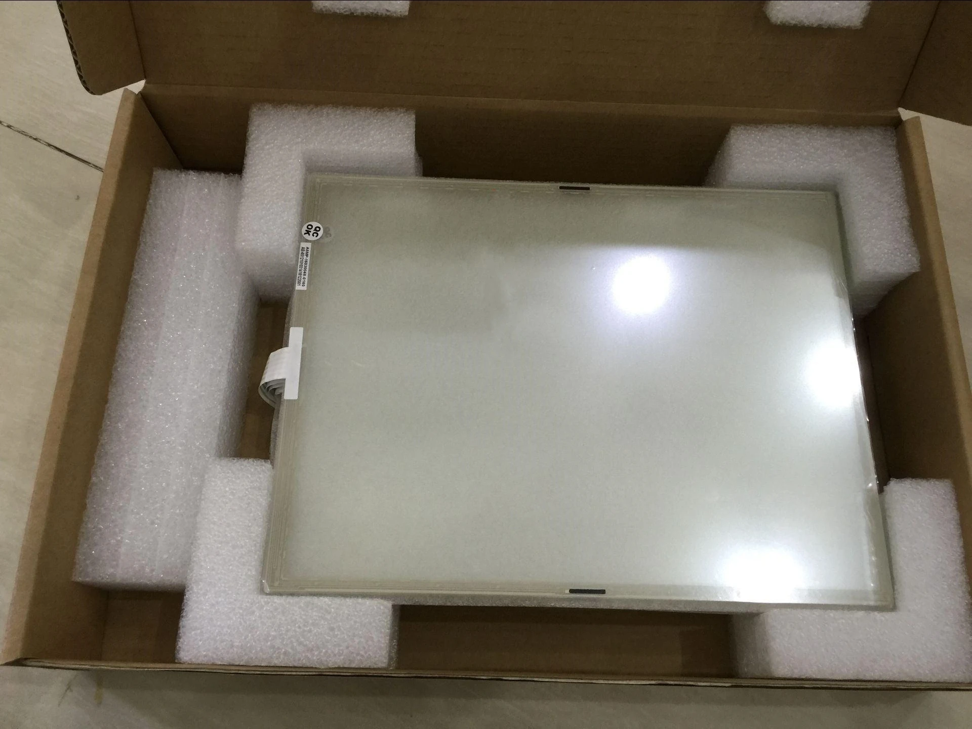 12.1-inch five-wire resistance screen AB-6512101041418122001 Wide temperature industrial control touch screen
12.1-inch five-wire resistance screen AB-6512101041418122001 Wide temperature industrial control touch screen