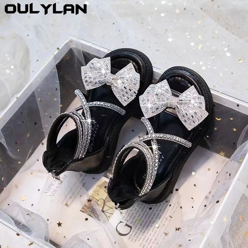Oulylan New Girls Shoes 2025 Summer Fashion Child Sandal Soft Sole Leather Water Diamond Princess Shoe Kids Sandal Roman Shoe
Oulylan New Girls Shoes 2025 Summer Fashion Child Sandal Soft Sole Leather Water Diamond Princess Shoe Kids Sandal Roman Shoe