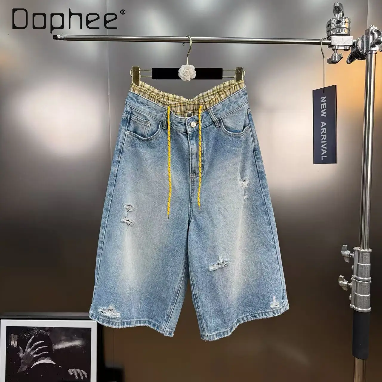 Summer 2025 New Street Spice Girl Ripped Jeans for Women Fashion Plaid Splicing High Waist Slim Wide Leg Pants Y2K Baggy Jeans
Summer 2025 New Street Spice Girl Ripped Jeans for Women Fashion Plaid Splicing High Waist Slim Wide Leg Pants Y2K Baggy Jeans