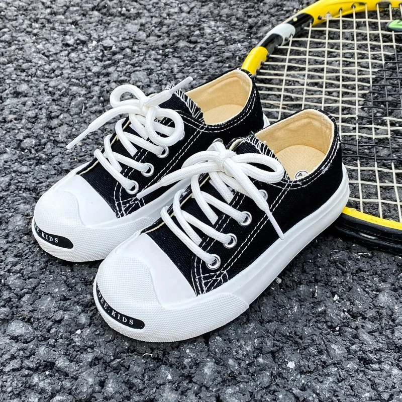 Детская весенне-осенняя парусиновая обувь для девочек, модная повседневная обувь на мягкой подошве для мальчиков, детская обувь ярких цветов с круглым носком и шнуровкой спереди
Детская весенне-осенняя парусиновая обувь для девочек, модная повседневная обувь на мягкой подошве для мальчиков, детская обувь ярких цветов с круглым носком и шнуровкой спереди