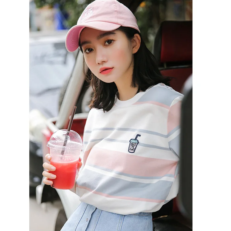 Will spring a new stripe T-shirt sweet college wind embroidery words are ready for the mother and daughter
Will spring a new stripe T-shirt sweet college wind embroidery words are ready for the mother and daughter