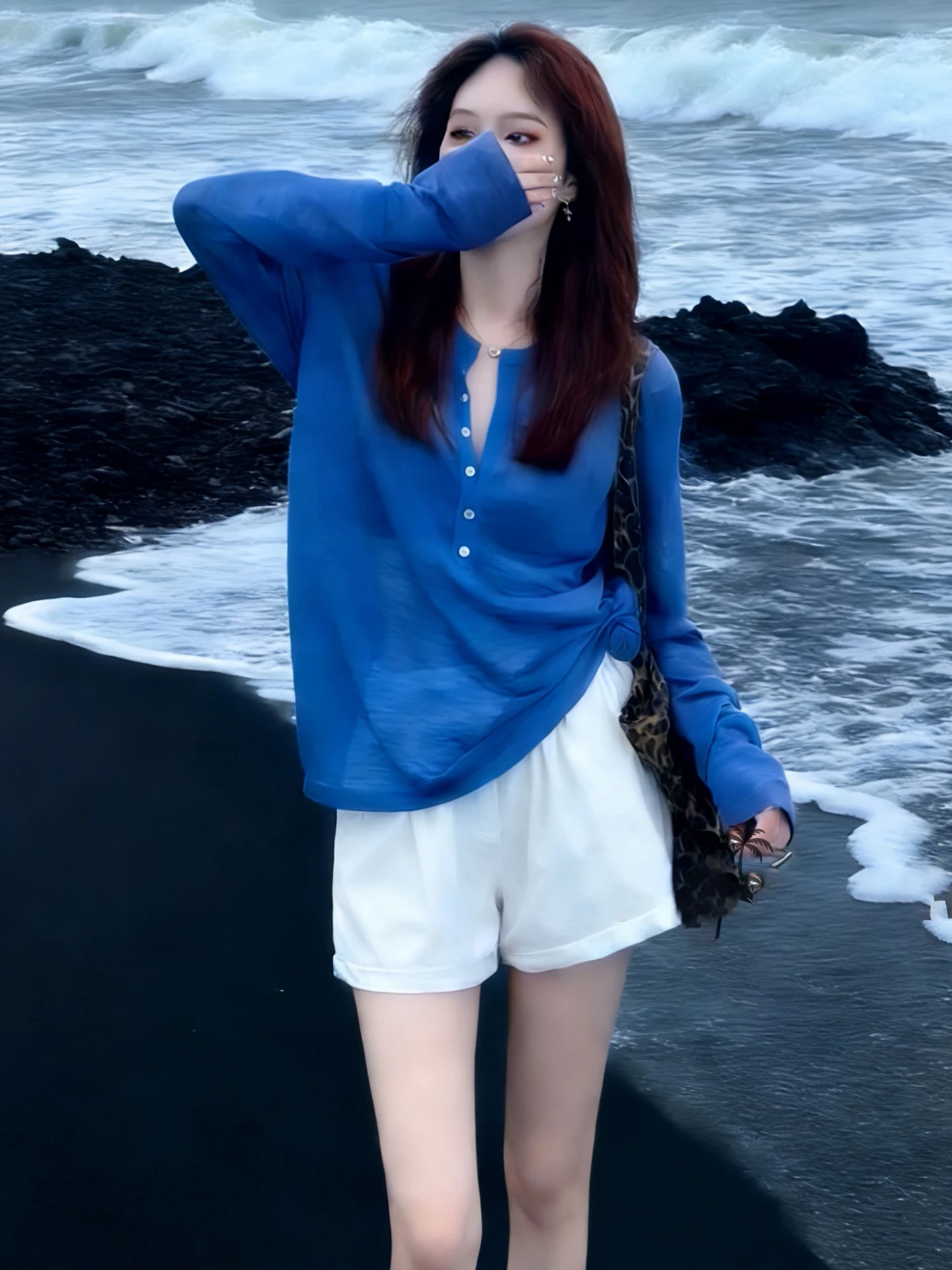 Korean Style Loose Casual Long Sleeve T-Shirt Spring Commute Pure Color Design Base Shirt Versatile Comfortable Women's Top
Korean Style Loose Casual Long Sleeve T-Shirt Spring Commute Pure Color Design Base Shirt Versatile Comfortable Women's Top