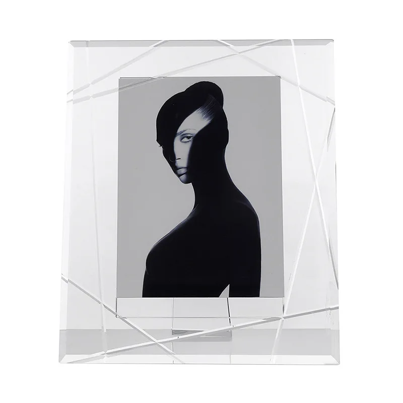 6 inch 7 inch fashion light luxury crystal image frame photo frame model room bedside table desk photo frame table ornament
6 inch 7 inch fashion light luxury crystal image frame photo frame model room bedside table desk photo frame table ornament
