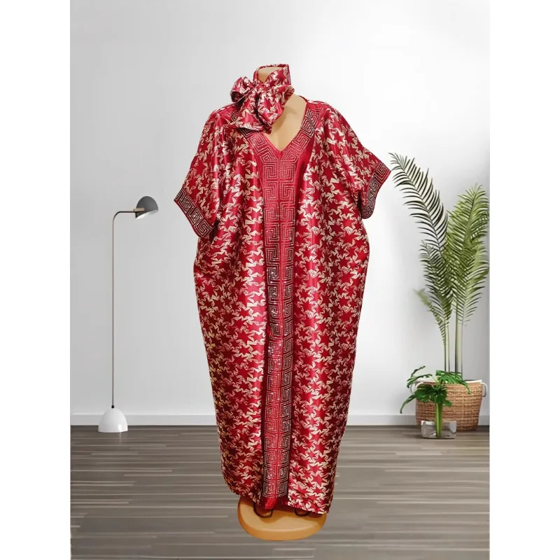 Customized African mothers BUBU loose robe 2025 custom quality shiny fabric elegant fashion with a headscarf
Customized African mothers BUBU loose robe 2025 custom quality shiny fabric elegant fashion with a headscarf