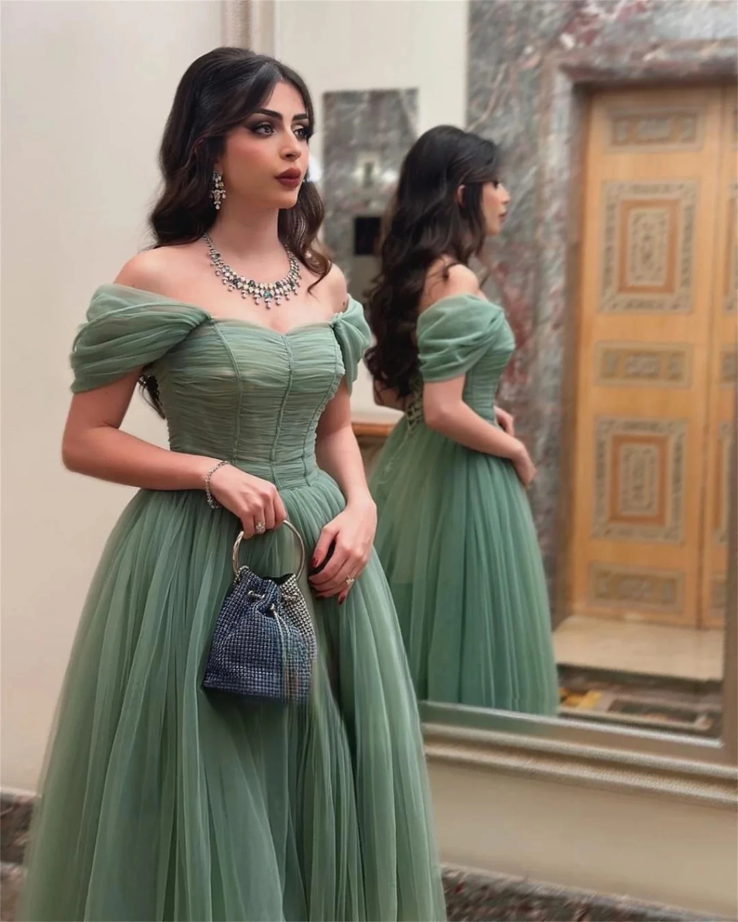 Off The Shoulder Tulle Long Bespoke Occasion Gown Evening Dresses Pastrol Unisex Jersey Retro Dubai Saudi Arabic Prom Customized
Off The Shoulder Tulle Long Bespoke Occasion Gown Evening Dresses Pastrol Unisex Jersey Retro Dubai Saudi Arabic Prom Customized