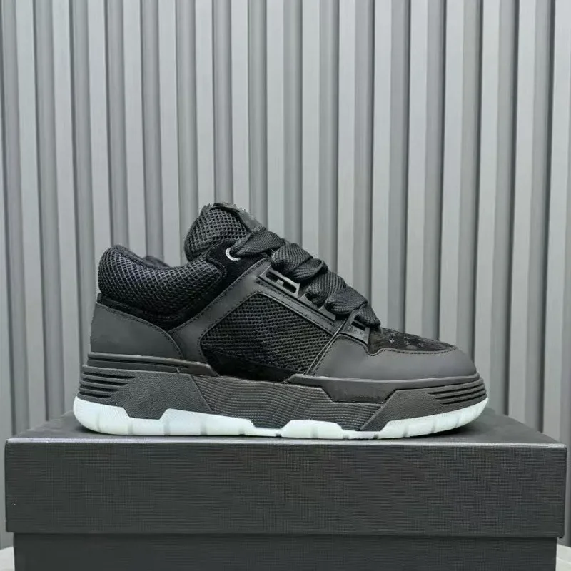 Men's shoes 2026 spring new style dad shoes thick soled white shoes height increasing sports and leisure shoes bread shoes trend
Men's shoes 2026 spring new style dad shoes thick soled white shoes height increasing sports and leisure shoes bread shoes trend