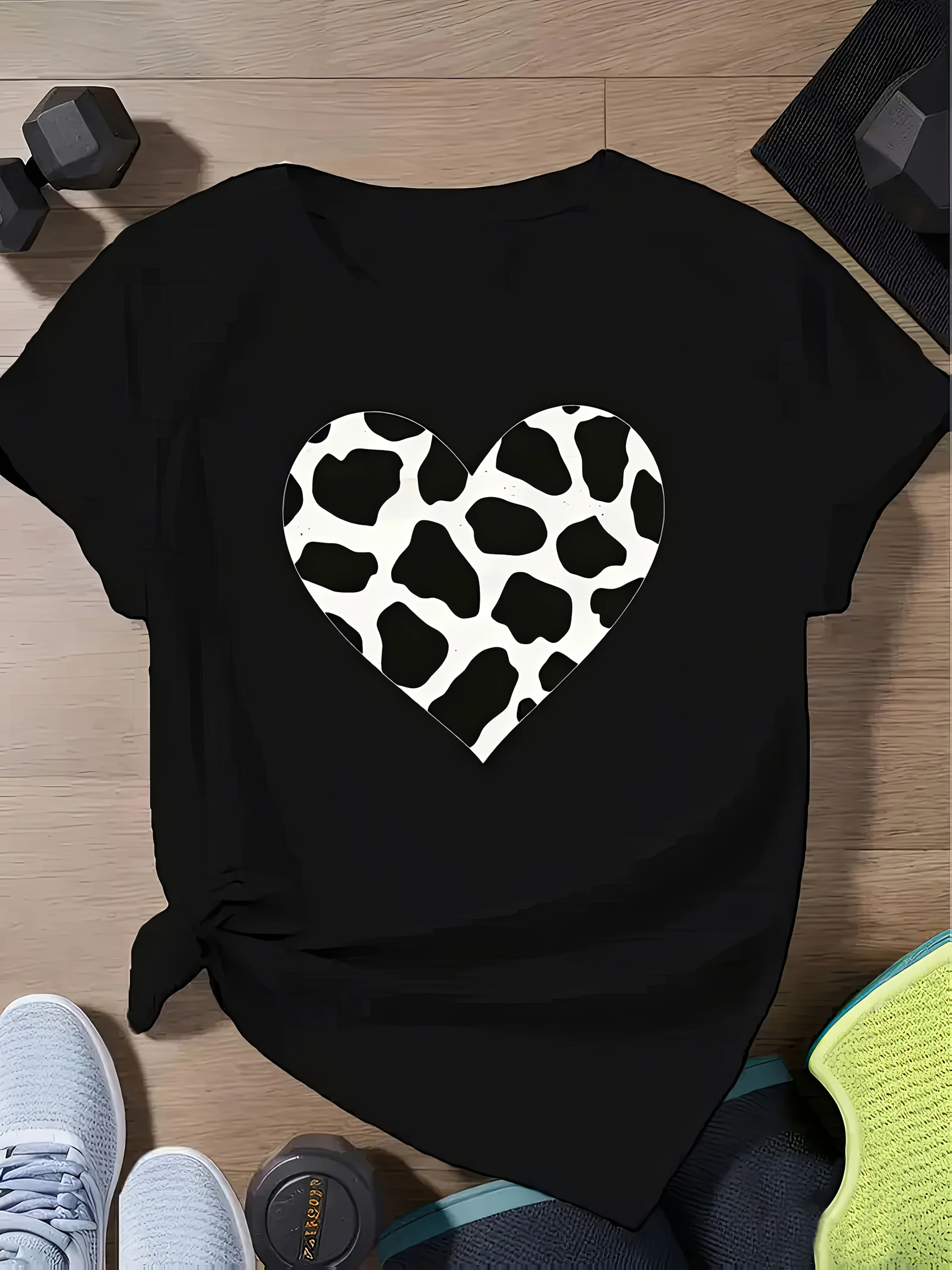Casual Short-Sleeve Crew Neck T-Shirt with Graphic Print Perfect for Summer and Spring Harajuku Sleeve Casual Aesthetic Clothes
Casual Short-Sleeve Crew Neck T-Shirt with Graphic Print Perfect for Summer and Spring Harajuku Sleeve Casual Aesthetic Clothes