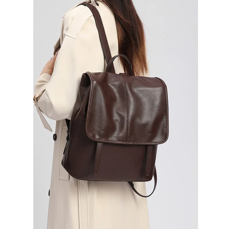 New Fashion Vegetable Tanned Leather Messenger Retro Vertical Backpack Large Capacity Simple Casual Work Commuter Shoulder Bag
New Fashion Vegetable Tanned Leather Messenger Retro Vertical Backpack Large Capacity Simple Casual Work Commuter Shoulder Bag