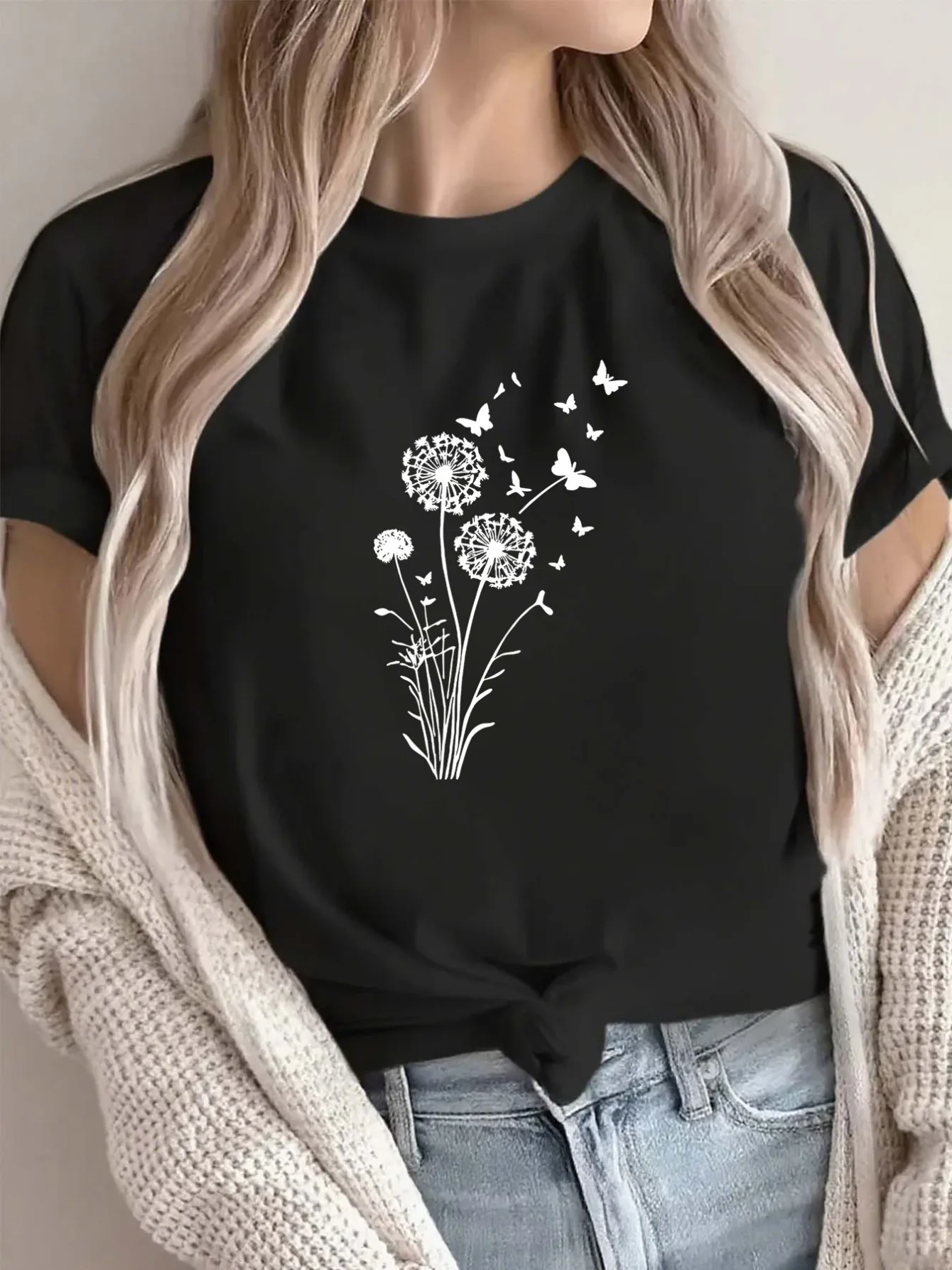 Comfortable Casual Fashionable Spring Summer Wear Perfect for Daily Cute Dandelion Butterfly Print Round Neck T-Shirt for Women
Comfortable Casual Fashionable Spring Summer Wear Perfect for Daily Cute Dandelion Butterfly Print Round Neck T-Shirt for Women