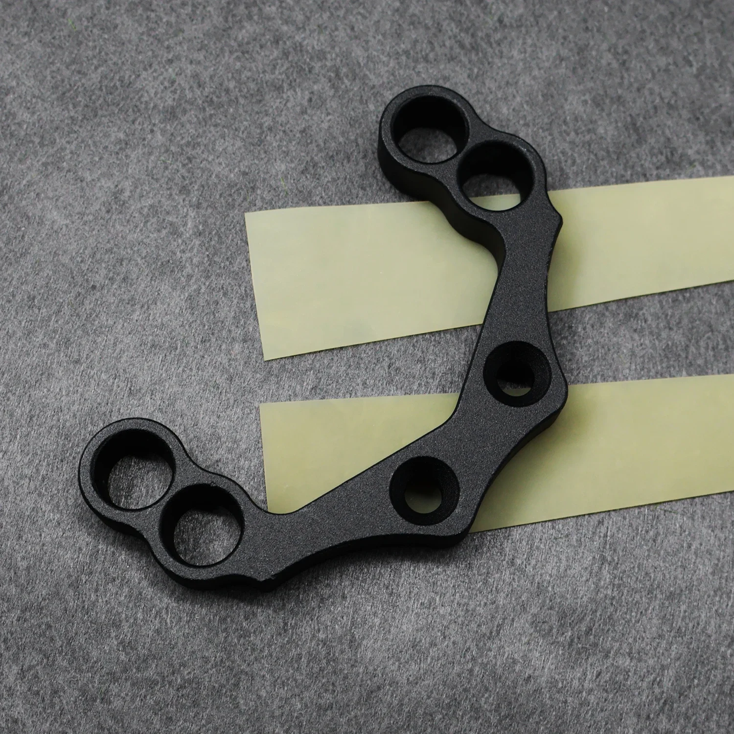 Black Aluminum Alloy Simple Four-hole Slingshot Head Slingshot Special Accessories DIY Slingshot Parts Assembled Slingshot
Black Aluminum Alloy Simple Four-hole Slingshot Head Slingshot Special Accessories DIY Slingshot Parts Assembled Slingshot
