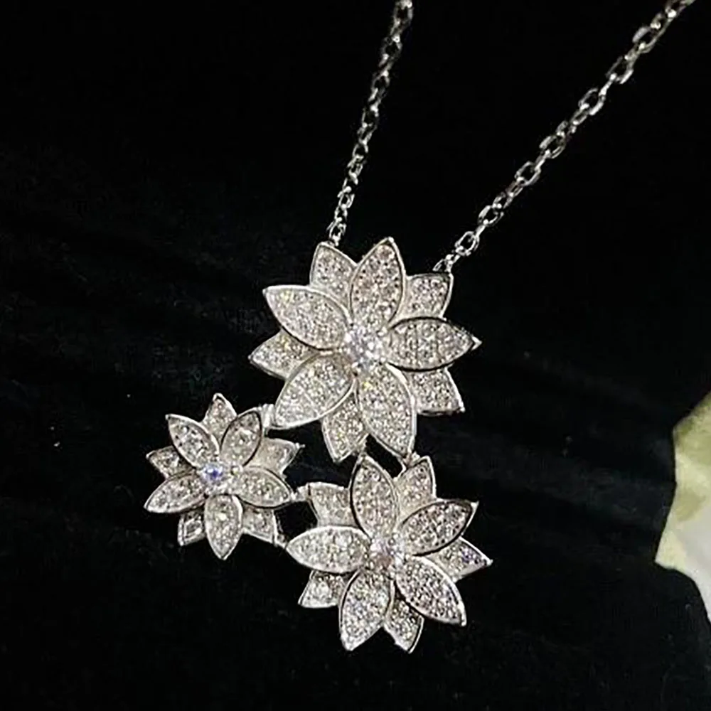 Custom Solid 14K White Gold Women Pendants Necklaces Moissanite Diamond Wedding Anniversary Engagement Necklaces 3 Pcs Flower
Custom Solid 14K White Gold Women Pendants Necklaces Moissanite Diamond Wedding Anniversary Engagement Necklaces 3 Pcs Flower