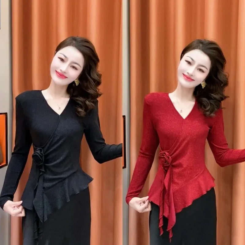 New Spring Irregular Shiny Blouse V-neck Floral Base Shirt Fashionable Versatile T-shirt for Women's Trendy Wear
New Spring Irregular Shiny Blouse V-neck Floral Base Shirt Fashionable Versatile T-shirt for Women's Trendy Wear