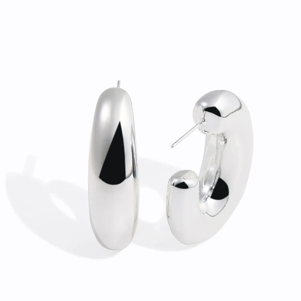 Glossisland 925 silver plated stainless steel ladies Hollow O-shaped long earrings Silver white trendy jewelry accessories
Glossisland 925 silver plated stainless steel ladies Hollow O-shaped long earrings Silver white trendy jewelry accessories