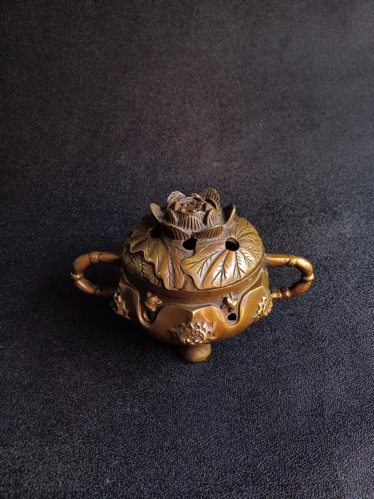 Collectible Pure Copper Floral Incense Burner, Finely Crafted
Collectible Pure Copper Floral Incense Burner, Finely Crafted
