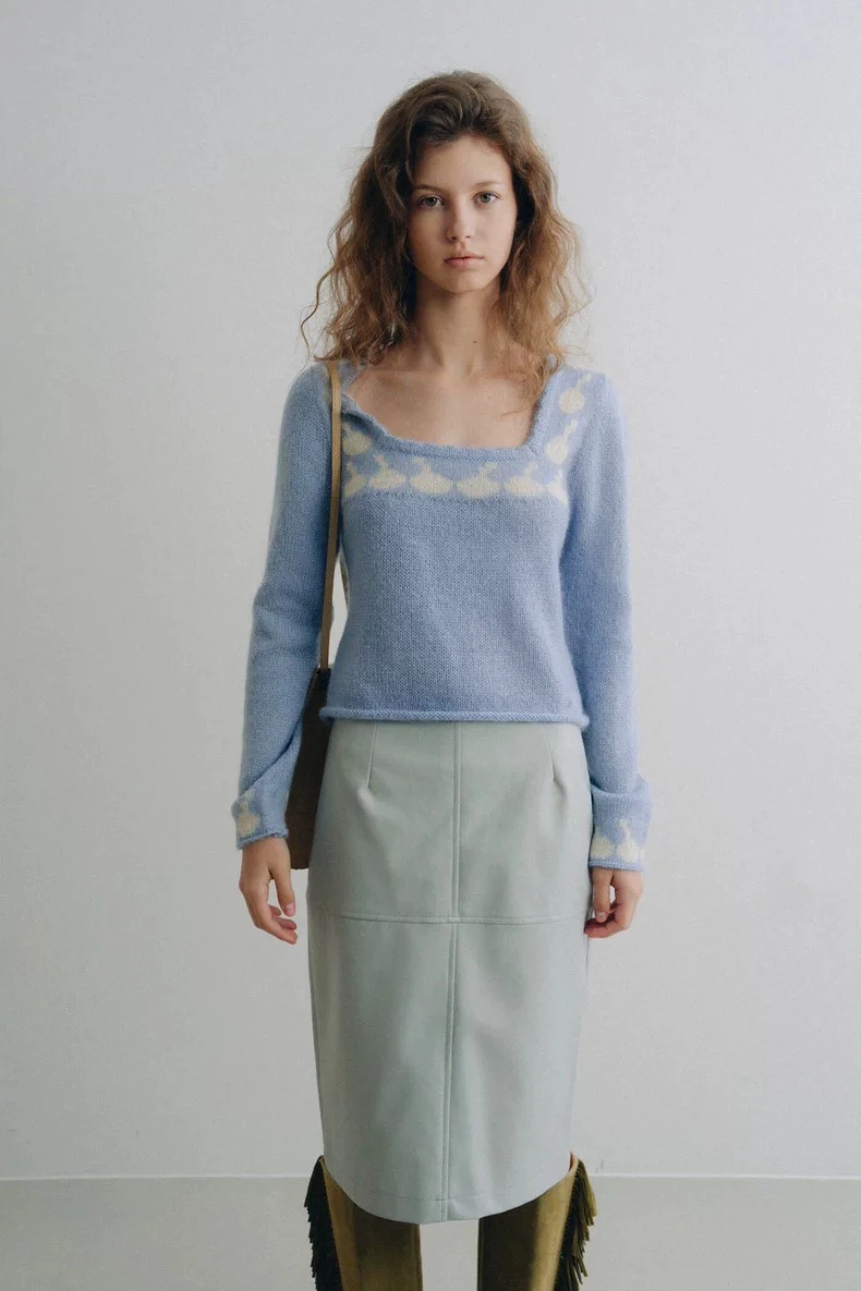 PREON Knitted Floral Embroidery Large Collar Top Smoothmood Commute Sle Loose Fit Nylon Long Sve round Ne Pullover
PREON Knitted Floral Embroidery Large Collar Top Smoothmood Commute Sle Loose Fit Nylon Long Sve round Ne Pullover