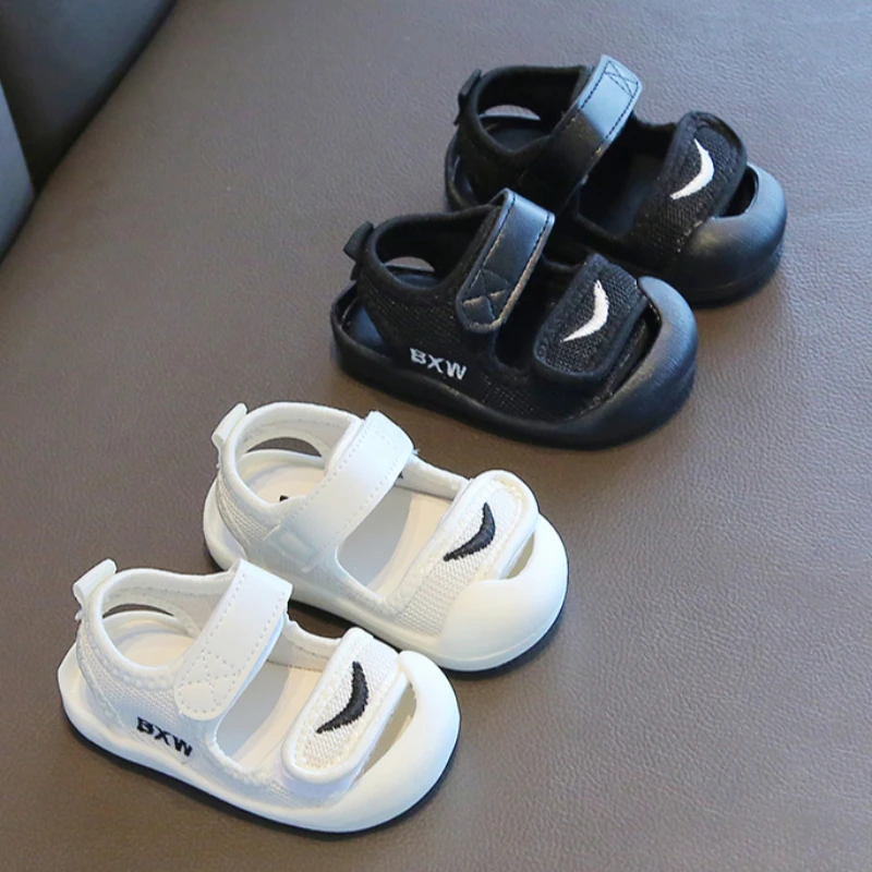 New Baby Shoes Summer Fashion Versatile Walker Simple Casual Breathable Baby Girl Shoe Anti Slip Comfort Boy Shoe Classic Sandal
New Baby Shoes Summer Fashion Versatile Walker Simple Casual Breathable Baby Girl Shoe Anti Slip Comfort Boy Shoe Classic Sandal