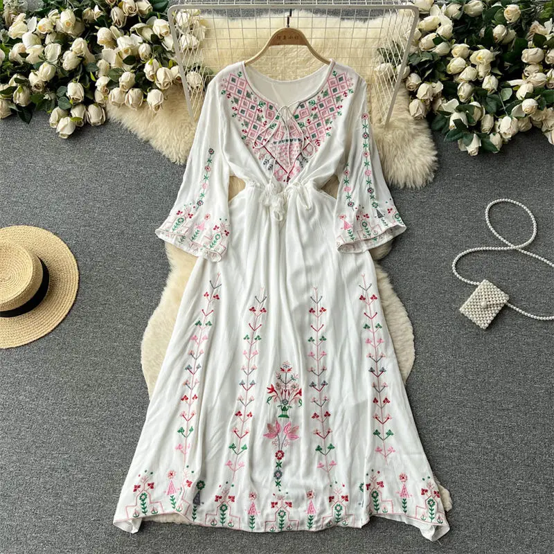 Bohemian Clothing Ethnic Style Retro Embroidery Round Neck Flare Sleeves Drawstring Waist Slim Holiday Dress For Women Z1463
Bohemian Clothing Ethnic Style Retro Embroidery Round Neck Flare Sleeves Drawstring Waist Slim Holiday Dress For Women Z1463