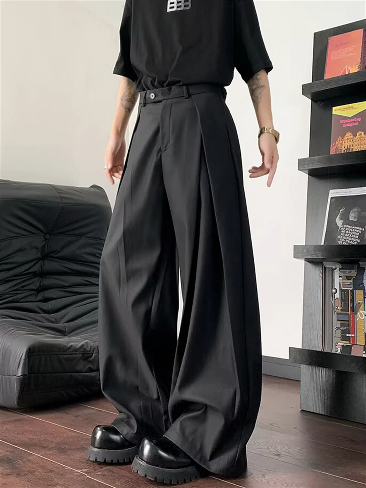 Мужские брюки-смокинг длиной в пол, драпированные, А-силуэт, повседневные, прямого кроя, CleanFit, элитный дизайн, летняя мода
Мужские брюки-смокинг длиной в пол, драпированные, А-силуэт, повседневные, прямого кроя, CleanFit, элитный дизайн, летняя мода