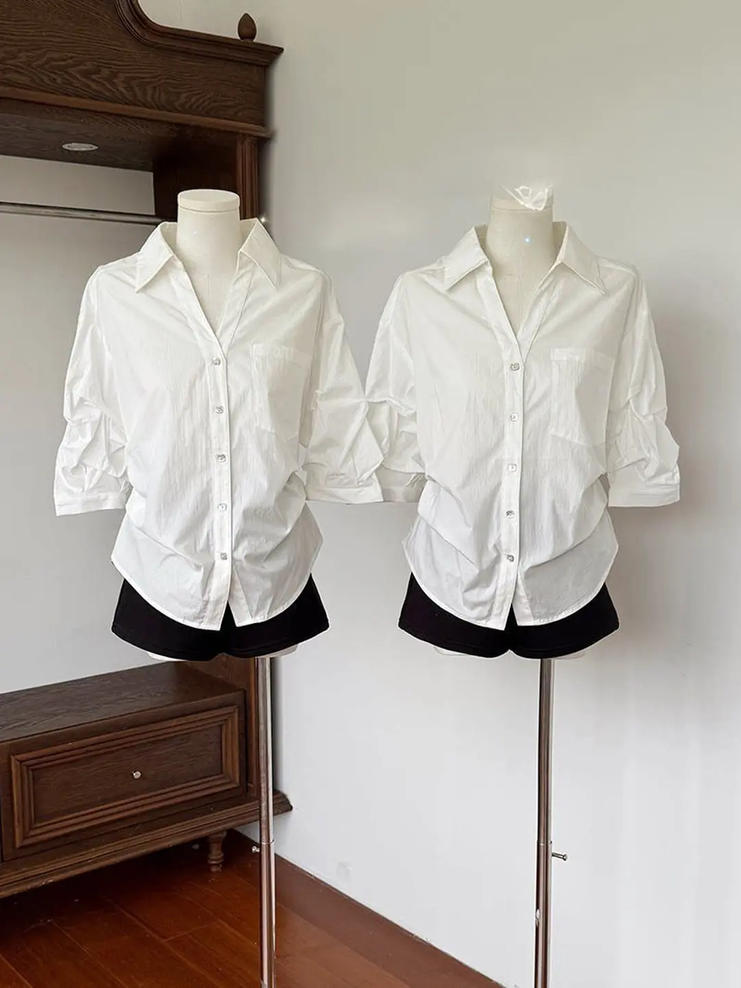 Casual Style White Shirt Women's Fashion Design Slimming Outerwear Trendy Long Sleeve Polyester Fiber Commute Style Korean Ve...
Casual Style White Shirt Women's Fashion Design Slimming Outerwear Trendy Long Sleeve Polyester Fiber Commute Style Korean Ve...