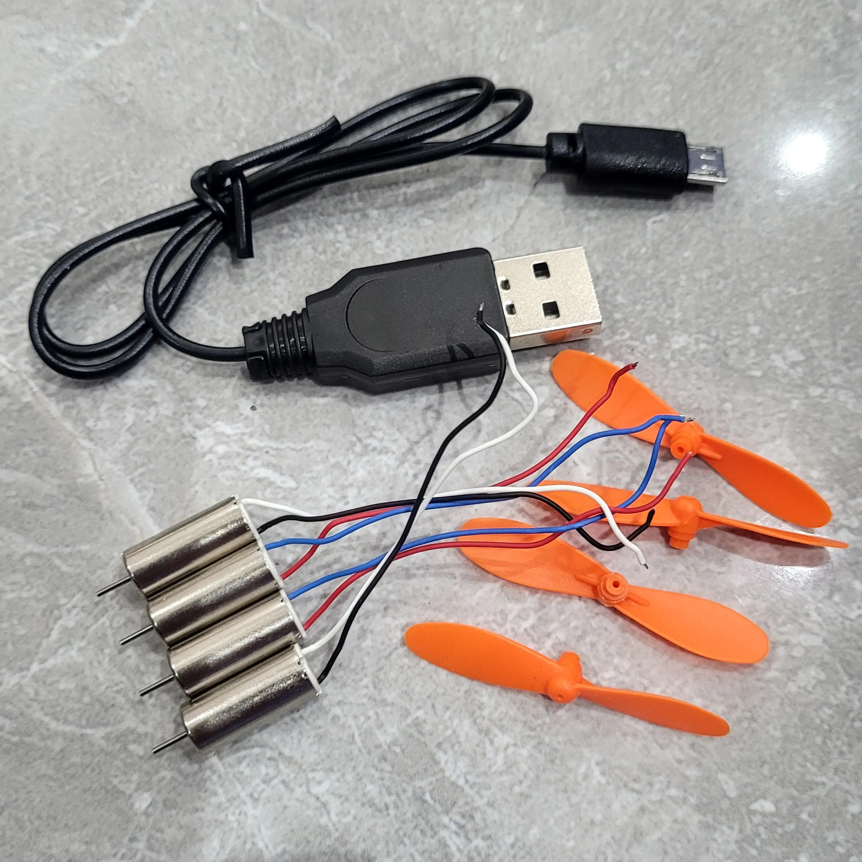 4DRC V8 Mini Quadcopter Drone Spare Part Kit 4D-V8 USB Charger Propeller Blade Motor Engine Part Accessory
4DRC V8 Mini Quadcopter Drone Spare Part Kit 4D-V8 USB Charger Propeller Blade Motor Engine Part Accessory