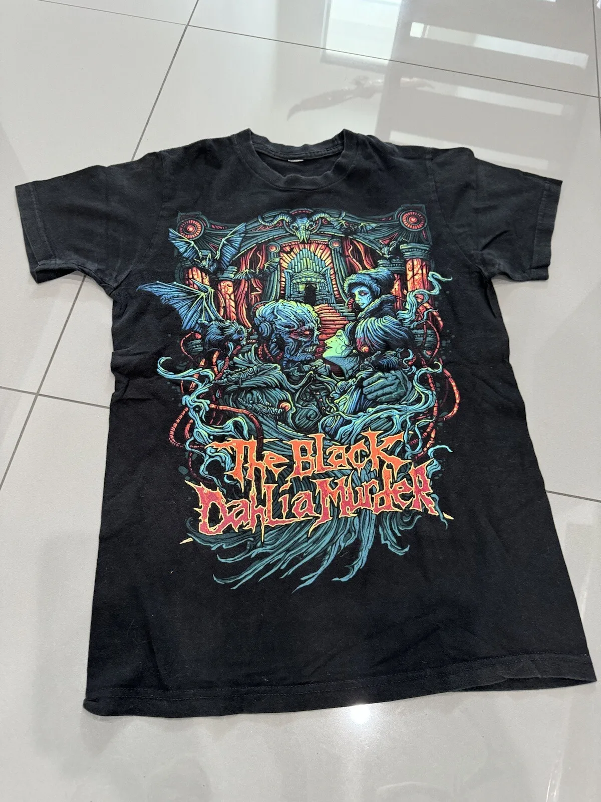 Рубашка раннего черного желата вбивства Band тюльте, маленькая
Рубашка раннего черного желата вбивства Band тюльте, маленькая