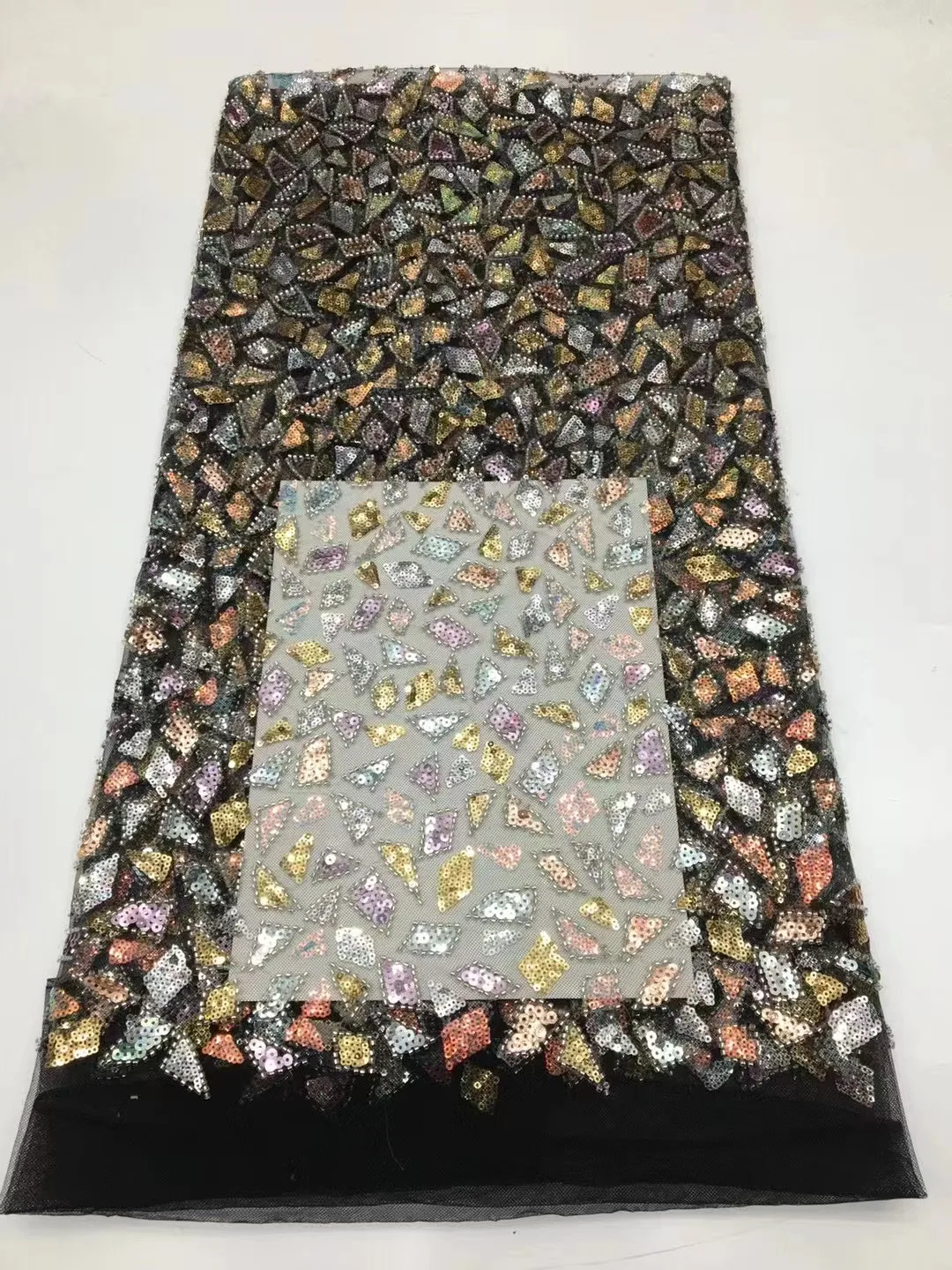 African Sequins Lace Fabric 2024 High Quality 5 Yards Luxury Embroidery Nigerian French Net Lace Fabric For Wedding Party
African Sequins Lace Fabric 2024 High Quality 5 Yards Luxury Embroidery Nigerian French Net Lace Fabric For Wedding Party