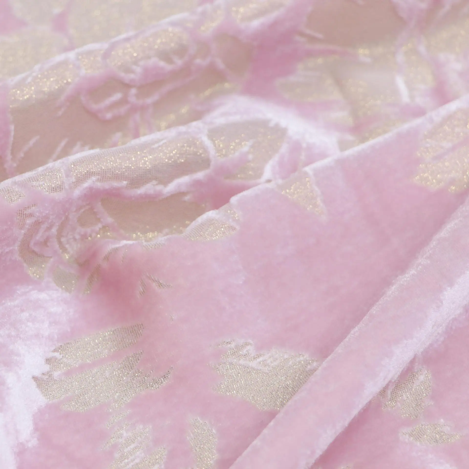 2103 Silk Woven Burnt out Velvet Fabric Cheongsam Dress Cloth Skirt Bed Cover
2103 Silk Woven Burnt out Velvet Fabric Cheongsam Dress Cloth Skirt Bed Cover