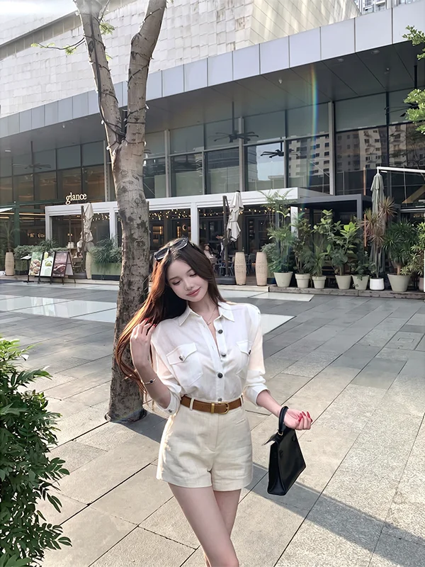 High Waist Linen Short Pants Women Summer Thin Loose Straight Leg A-Line Wide Leg Casual Suit Shorts Slimming Hot Pants
High Waist Linen Short Pants Women Summer Thin Loose Straight Leg A-Line Wide Leg Casual Suit Shorts Slimming Hot Pants