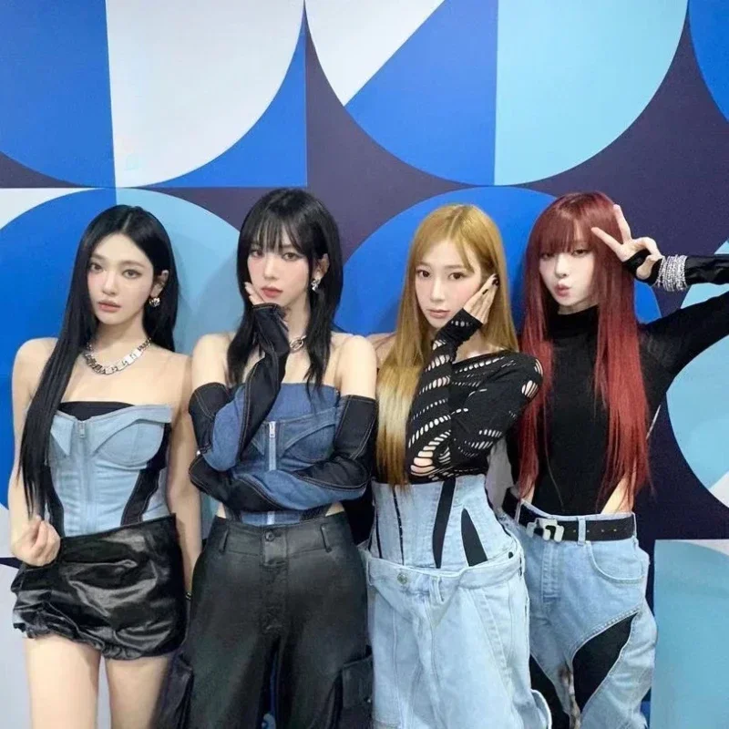 Kpop Korean Singer Hip Hop Jazz Dance Outfits Women Denim Off-Shoulder Shirt Crop Tops Dance Performance Wear Stage Rave Costume
Kpop Korean Singer Hip Hop Jazz Dance Outfits Women Denim Off-Shoulder Shirt Crop Tops Dance Performance Wear Stage Rave Costume