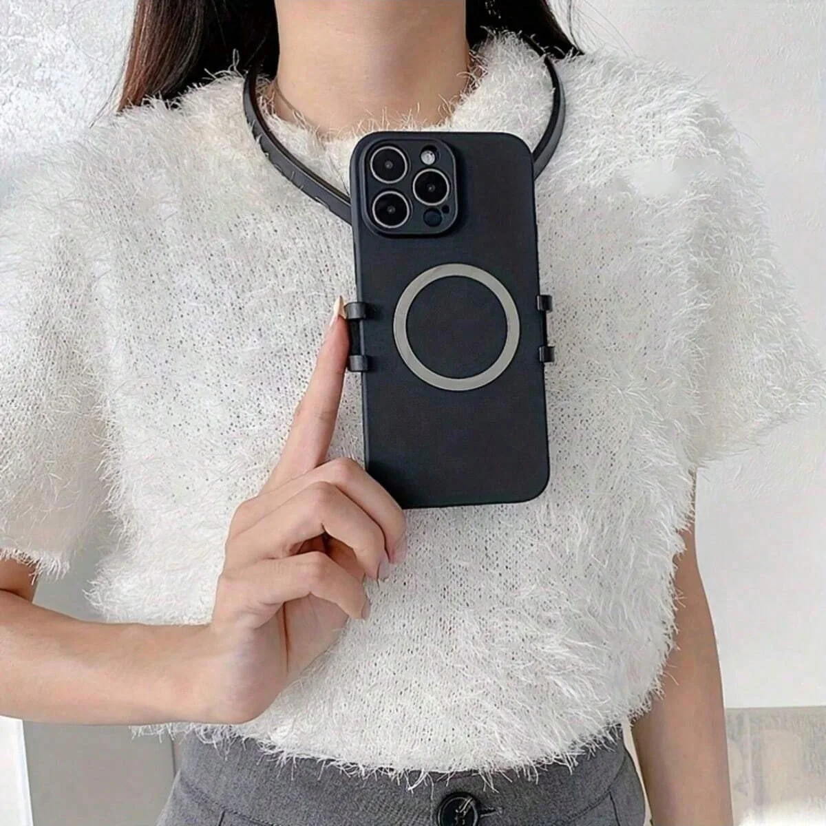 1 set of neck hanging phone holder for quick switching between horizontal and vertical shooting, suitable for lazy users, compat
1 set of neck hanging phone holder for quick switching between horizontal and vertical shooting, suitable for lazy users, compat