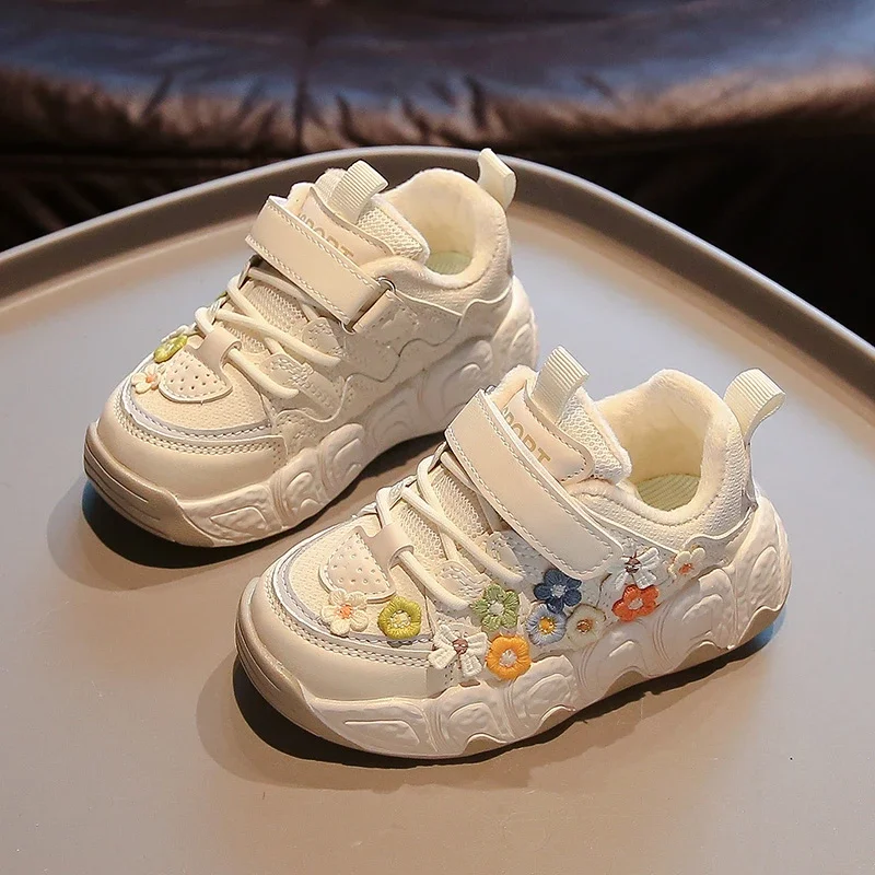 Fashion Winter Waterproof Leather Shoes Children's Plush Warm Sneakers Winter Kids Girls Floral Decoration Walking Shoes
Fashion Winter Waterproof Leather Shoes Children's Plush Warm Sneakers Winter Kids Girls Floral Decoration Walking Shoes