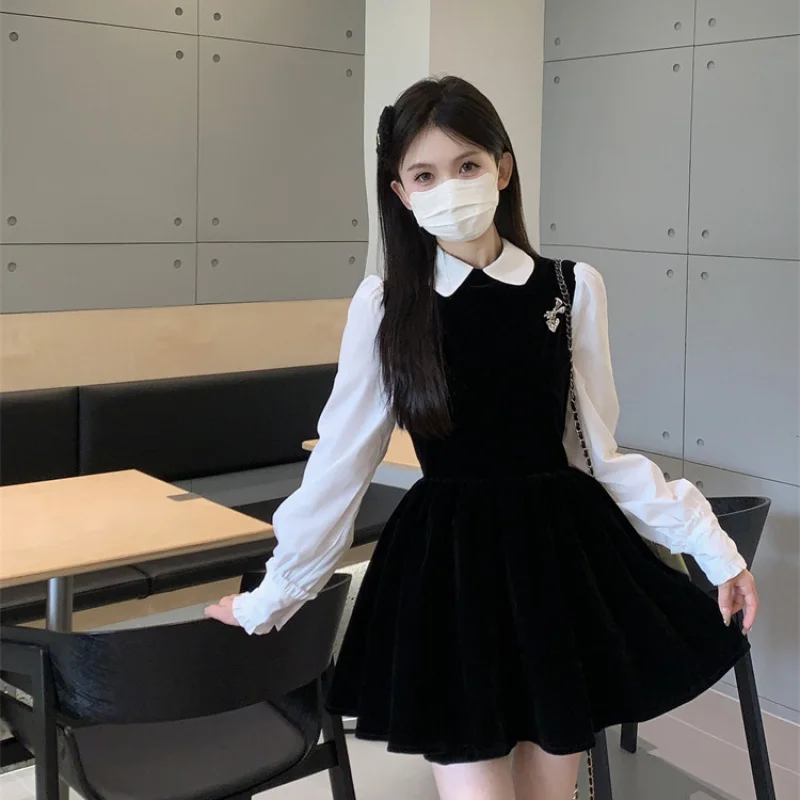 College-style color-blocking faux two-piece doll collar dress for women, new spring and autumn sweet waist-cinching slimming sho
College-style color-blocking faux two-piece doll collar dress for women, new spring and autumn sweet waist-cinching slimming sho