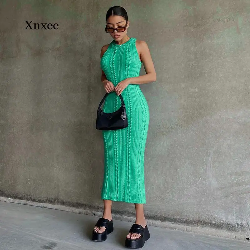 2022 Spring Autumn Elegant Women Sweater Crochet Midi Dress Solid Ladies Sleeveless O Neck Bodycon Sexy Party Knitted Dress
2022 Spring Autumn Elegant Women Sweater Crochet Midi Dress Solid Ladies Sleeveless O Neck Bodycon Sexy Party Knitted Dress