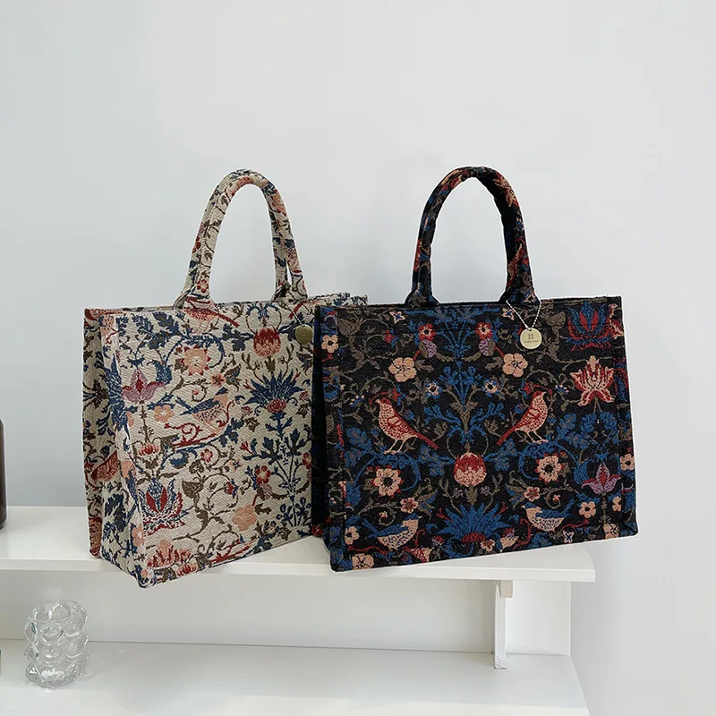 Large Capacity Shoulder Bag For Women Luxury Designer Handbags Fashion Embroidery Female Shopper Canvas Tote Shoulder Bags
Large Capacity Shoulder Bag For Women Luxury Designer Handbags Fashion Embroidery Female Shopper Canvas Tote Shoulder Bags