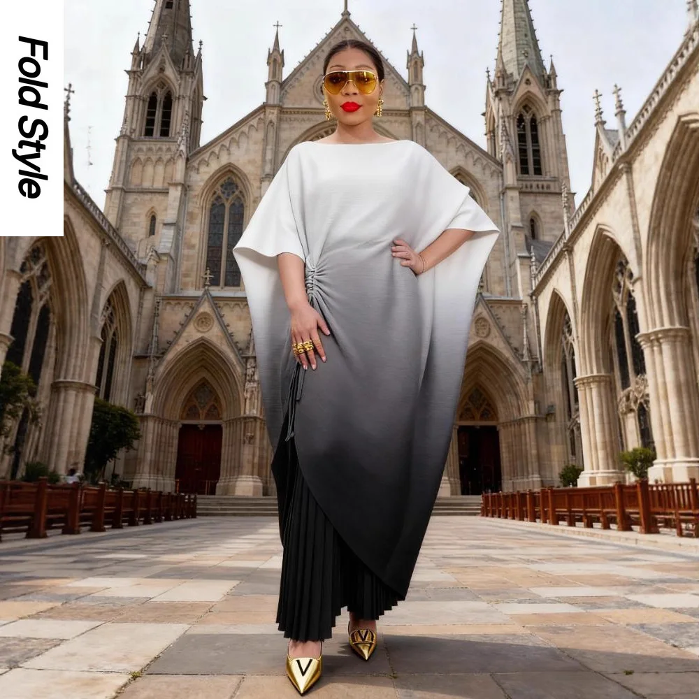 2025 г. Осенний свободный костюм с постепенным изменением цвета. Модный плиссированный топ с круглым вырезом. Свободные широкие брюки. Плиссированный комплект из двух предметов.
2025 г. Осенний свободный костюм с постепенным изменением цвета. Модный плиссированный топ с круглым вырезом. Свободные широкие брюки. Плиссированный комплект из двух предметов.