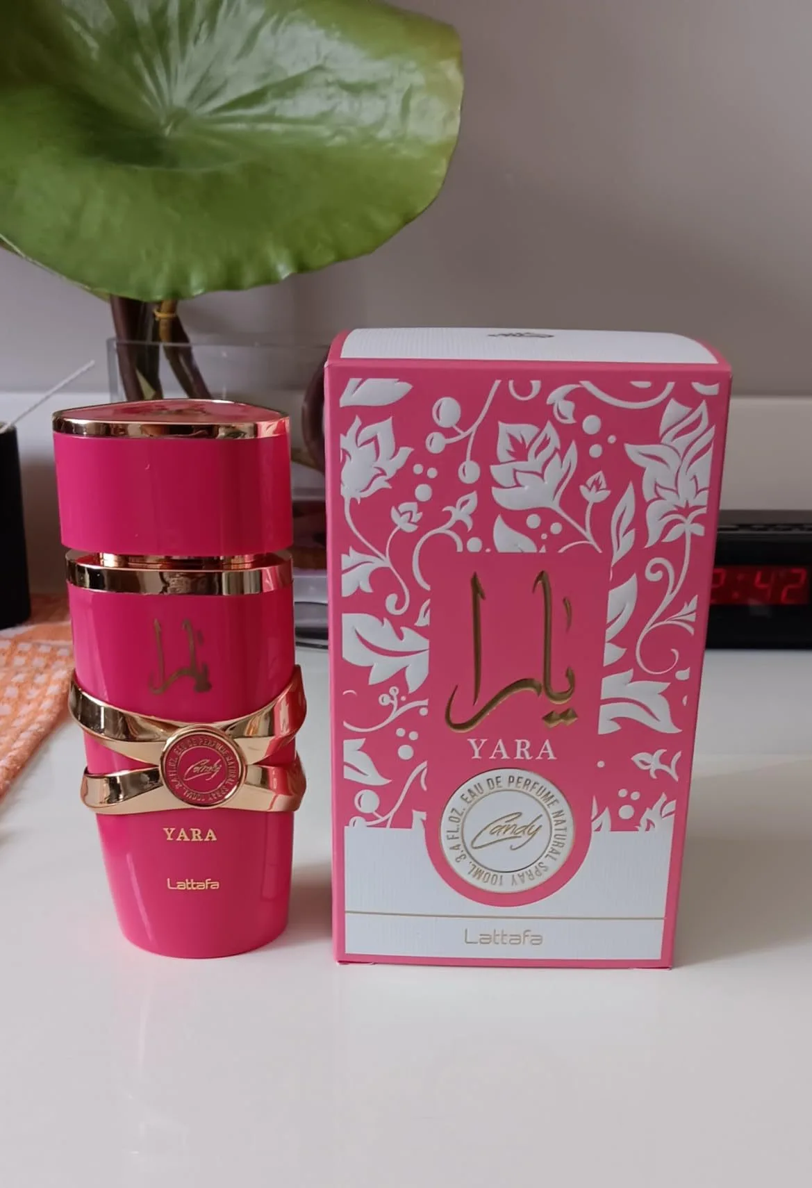 Духи Latafa Yara - ваниль, фрукты, цитрусы, цветы - женские стойкие духи, 3,40 унции/100 мл
Духи Latafa Yara - ваниль, фрукты, цитрусы, цветы - женские стойкие духи, 3,40 унции/100 мл