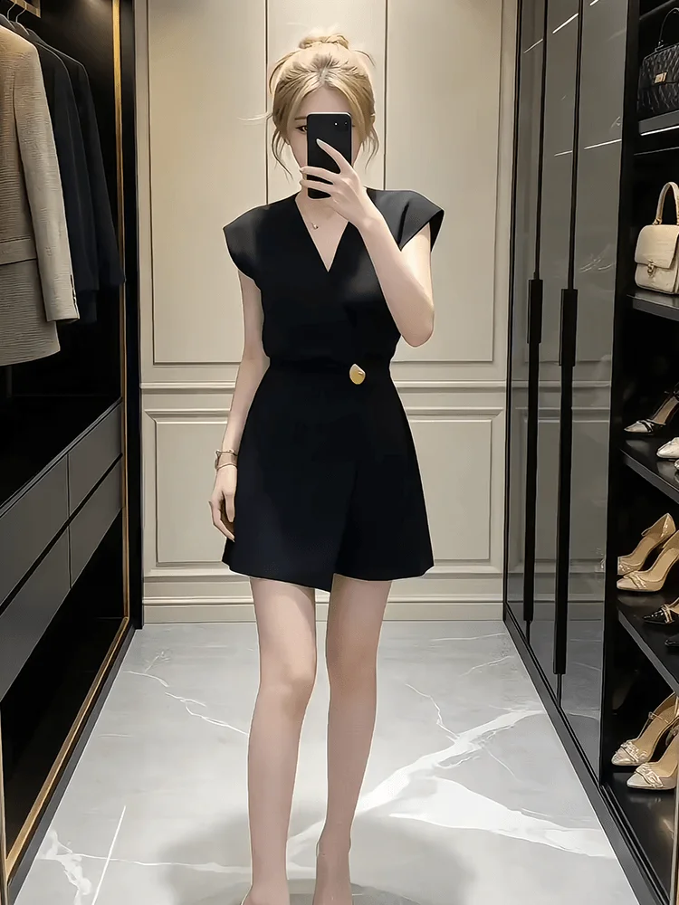 Summer Design High Waist Slimming Luxury Black V-Neck Suit Shorts Set Women's Fashionable Casual Style Polyester Fiber Shorts
Summer Design High Waist Slimming Luxury Black V-Neck Suit Shorts Set Women's Fashionable Casual Style Polyester Fiber Shorts