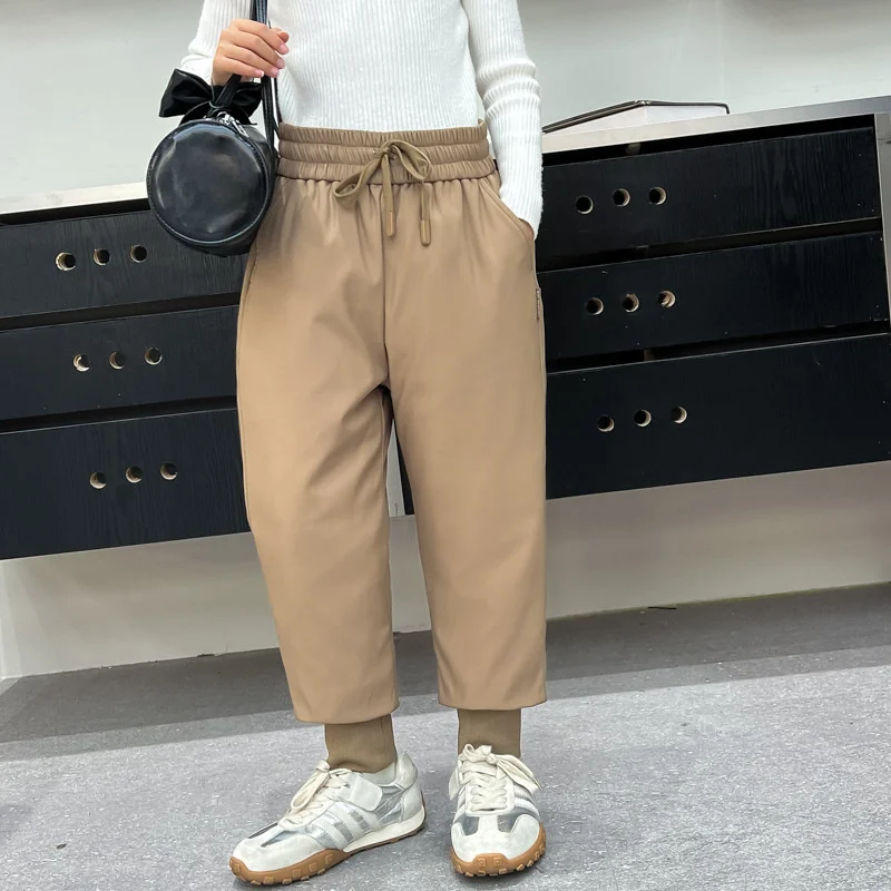 New Children's Down Pants Kids Winter Warm Trousers Boys Girls Thicken Snow Pants 2025 Teenager Solid Color Clothing 5-12Y
New Children's Down Pants Kids Winter Warm Trousers Boys Girls Thicken Snow Pants 2025 Teenager Solid Color Clothing 5-12Y