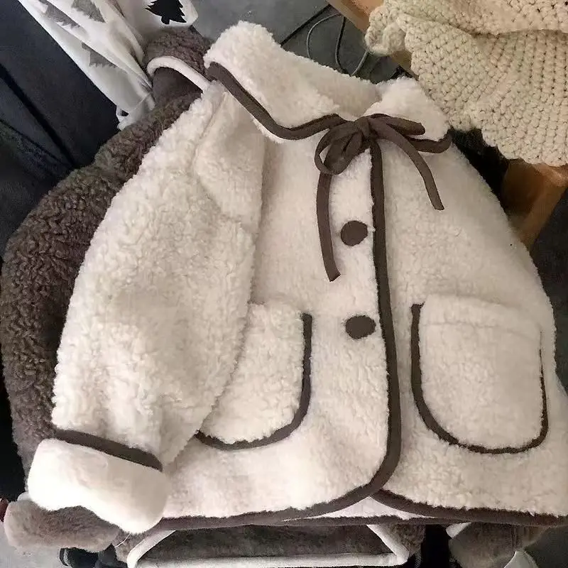 Одежда для мальчиков и девочек 2-7 лет, теплые зимние пальто для маленьких девочек, плюшевое пальто из искусственного меха, детская одежда из ягненка, пальто для младенцев, зимний костюм
Одежда для мальчиков и девочек 2-7 лет, теплые зимние пальто для маленьких девочек, плюшевое пальто из искусственного меха, детская одежда из ягненка, пальто для младенцев, зимний костюм