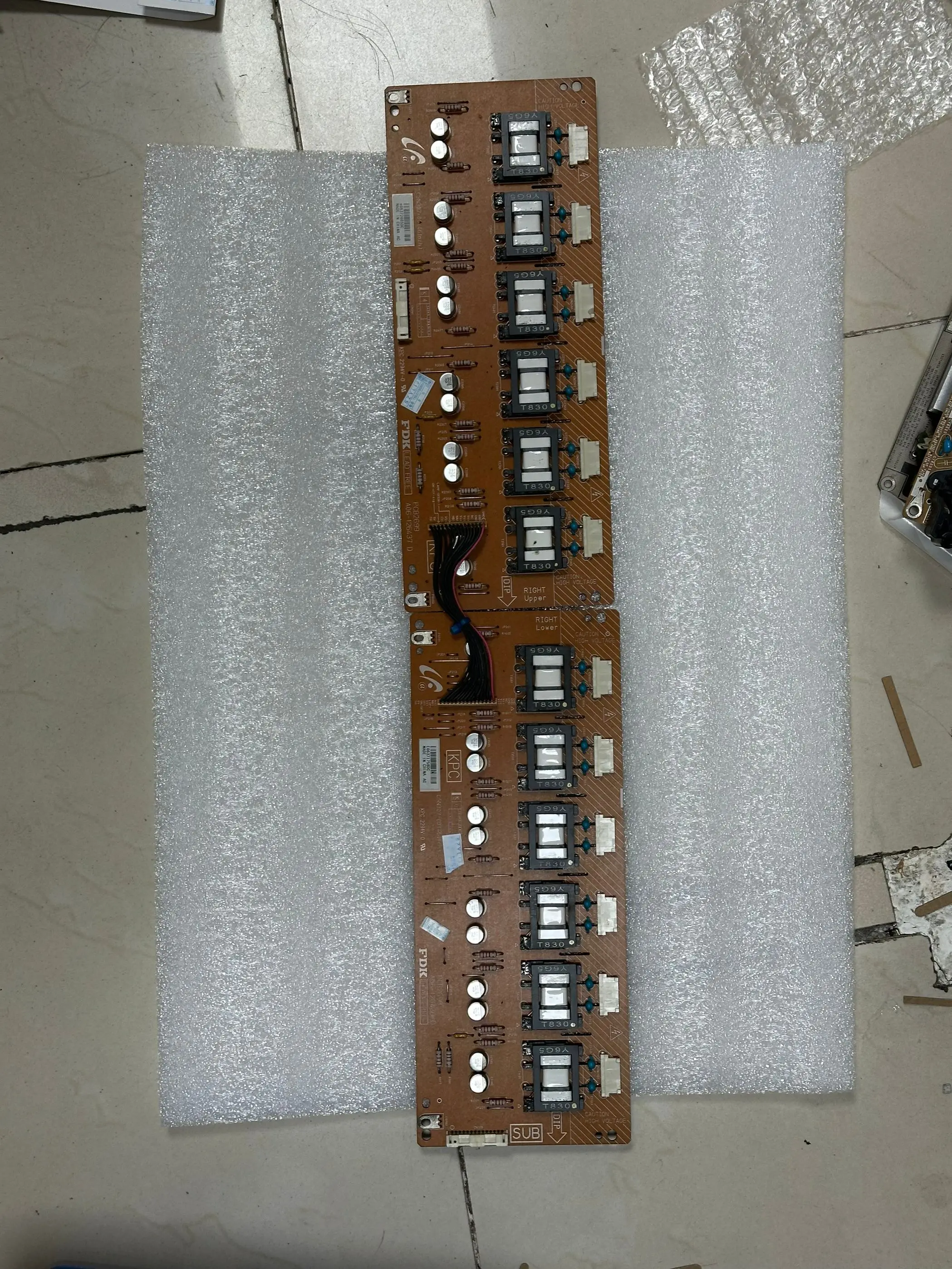 оригинал для PCB2676 A06- 126437 D PCB2677 KLV-40V200A A06- 126436 Д хорошая работа
оригинал для PCB2676 A06- 126437 D PCB2677 KLV-40V200A A06- 126436 Д хорошая работа