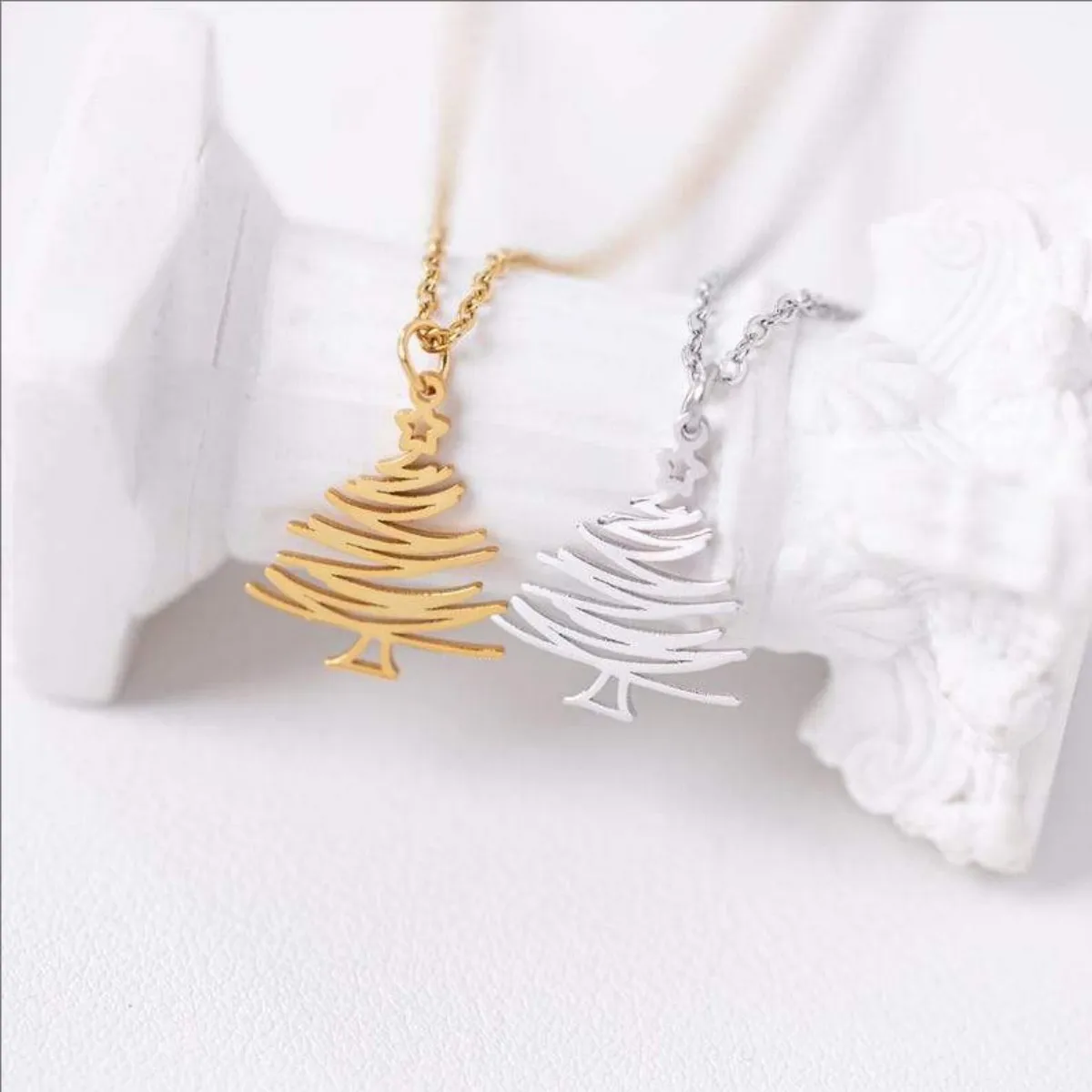 Christmas Tree Pendant Necklace Dainty Christmas Jewelry Necklace for Women Holiday Gift For Her
Christmas Tree Pendant Necklace Dainty Christmas Jewelry Necklace for Women Holiday Gift For Her