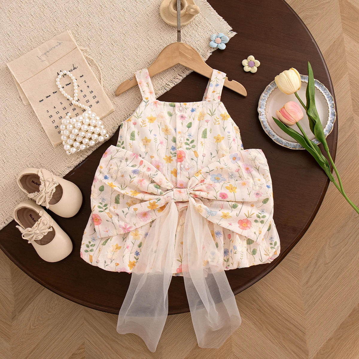 Summer New Baby Girl Floral Dress Sweet Bow Children'S Clothing (9 Months -4 Years Old)
Summer New Baby Girl Floral Dress Sweet Bow Children'S Clothing (9 Months -4 Years Old)